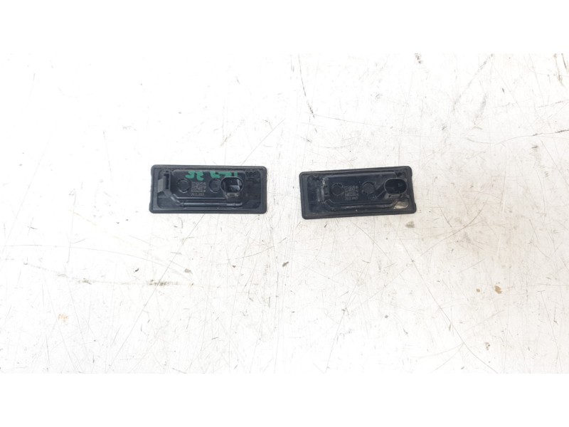 Recambio de piloto matricula para land rover discovery sport (l550) 2.0 d 4x4 referencia OEM IAM GX7313B627AA  