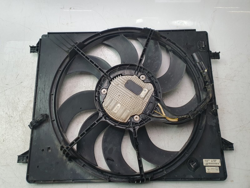 Recambio de electroventilador para maserati levante suv (m161) 3.0 d q4 referencia OEM IAM 670107328  