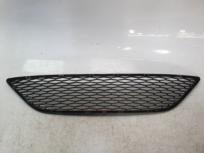Recambio de rejilla delantera para seat ibiza iv (6j5, 6p1) 1.2 referencia OEM IAM 6J0853667B9B9  