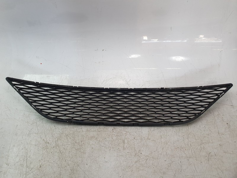 Recambio de rejilla delantera para seat ibiza iv (6j5, 6p1) 1.2 referencia OEM IAM 6J0853667B9B9  