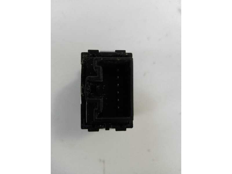 Recambio de warning para kia cee´d drive referencia OEM IAM 49D3601300 93790A2000 49D3601000