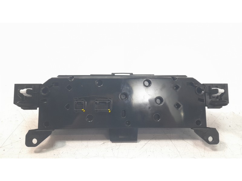 Recambio de mando climatizador para mazda 3 sedán (bp) evolution referencia OEM IAM BDEL61190A  