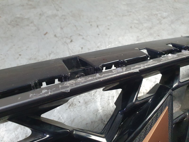 Recambio de rejilla delantera para cupra formentor 1.5 tsi referencia OEM IAM 5FF853651C  