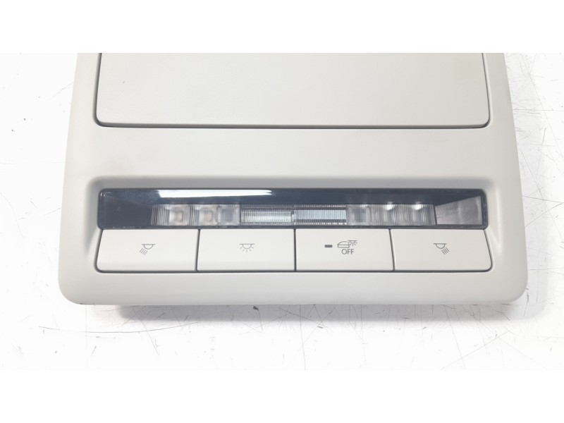 Recambio de luz interior para mazda 3 sedán (bp) evolution referencia OEM IAM BCKA6997YB02  