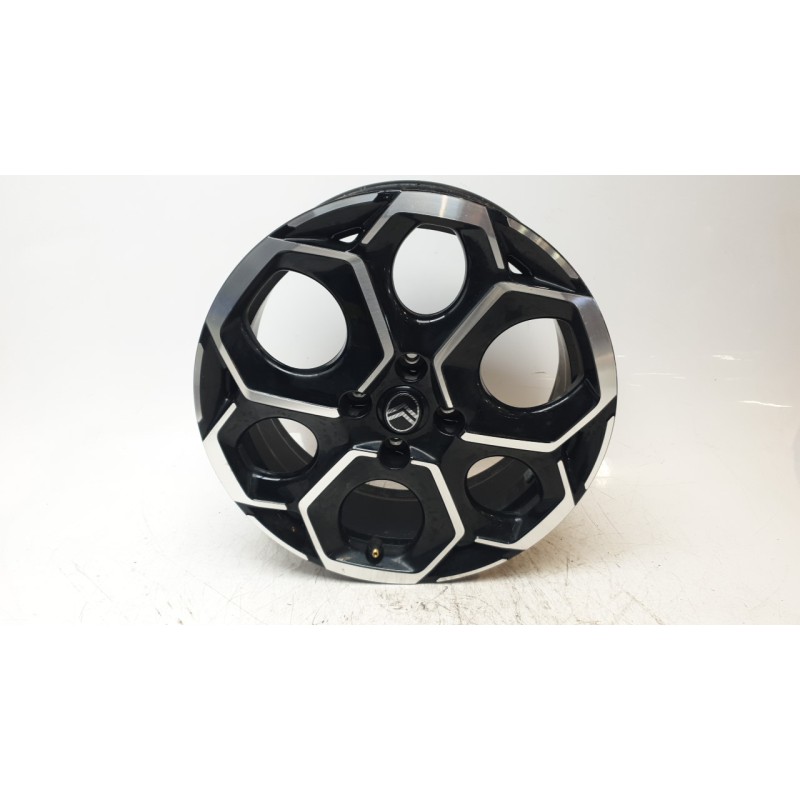 Recambio de llanta para citroën nuevo citroen c3 turbo 100 s&s 6v max nuevo citroen c3 turbo 100 s&s 6v max referencia OEM IAM 9