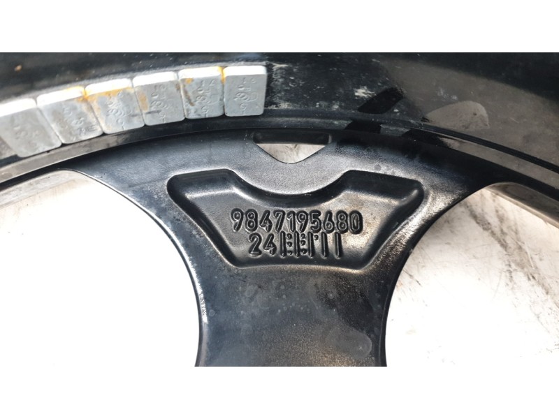 Recambio de llanta para citroën nuevo citroen c3 turbo 100 s&s 6v max nuevo citroen c3 turbo 100 s&s 6v max referencia OEM IAM 9