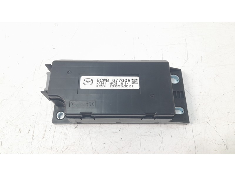 Recambio de centralita check control para mazda 3 sedán (bp) evolution referencia OEM IAM BCWB677G0A  