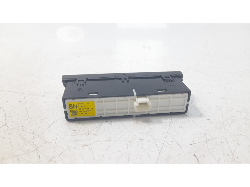 Recambio de mando multifuncion para mazda 3 sedán (bp) evolution referencia OEM IAM BGGV66170A  