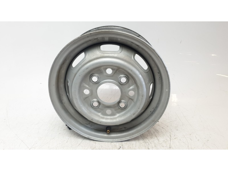 Recambio de llanta para piaggio porter caja/chasis 1.3 16v referencia OEM IAM LLANTA  