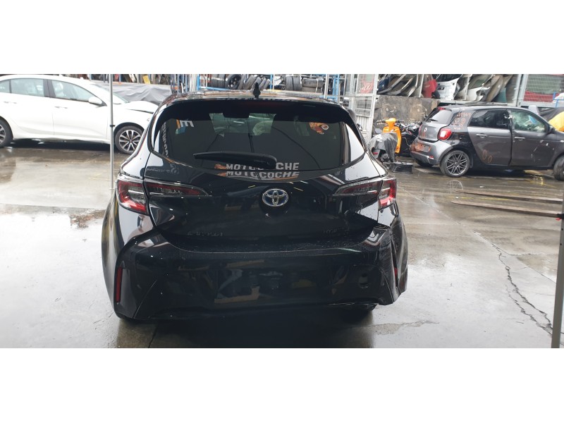 toyota corolla (e21) del año 2022