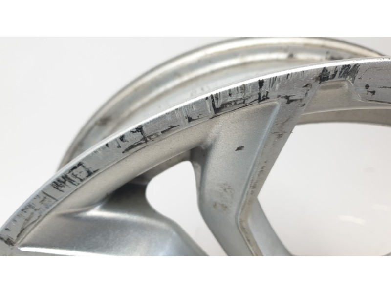 Recambio de llanta para ligier js50 0.5 referencia OEM IAM 15PULGADAS  