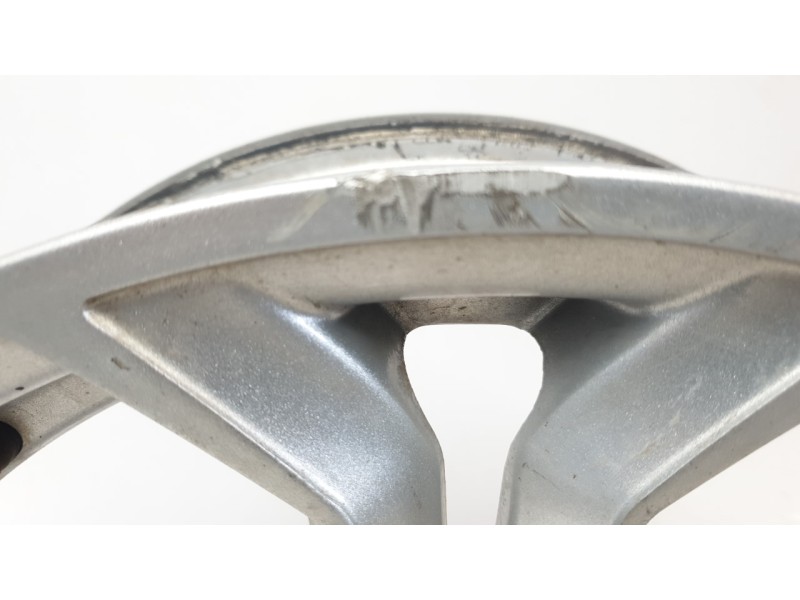 Recambio de llanta para ligier js50 0.5 referencia OEM IAM 15PULGADAS  