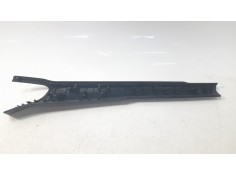 Recambio de moldura para mazda 3 sedán (bp) evolution referencia OEM IAM BDGF60371   2