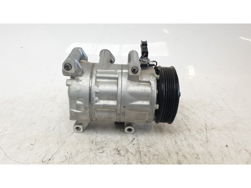 Recambio de compresor aire acondicionado para mazda 3 sedán (bp) evolution referencia OEM IAM HV144MT  