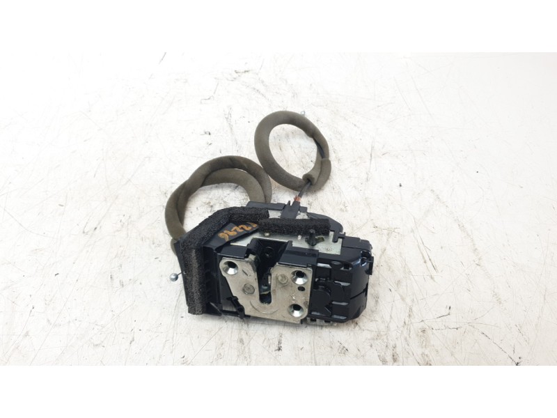 Recambio de cerradura puerta trasera izquierda para renault kadjar (ha_, hl_) 1.5 blue dci 115 referencia OEM IAM 825004EA2B  