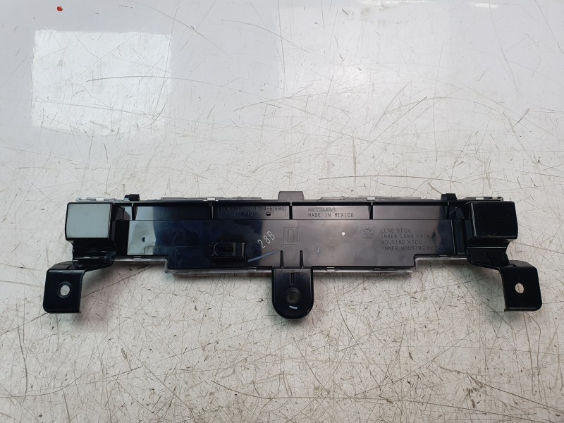 Recambio de luz central de freno para mazda 3 sedán (bp) evolution referencia OEM IAM B0J851580C B0J951580 