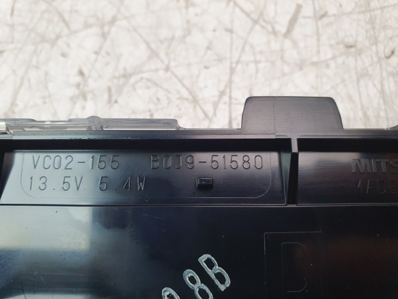 Recambio de luz central de freno para mazda 3 sedán (bp) evolution referencia OEM IAM B0J851580C B0J951580 