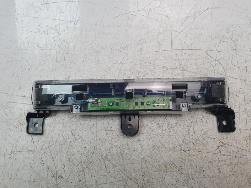 Recambio de luz central de freno para mazda 3 sedán (bp) evolution referencia OEM IAM B0J851580C B0J951580 