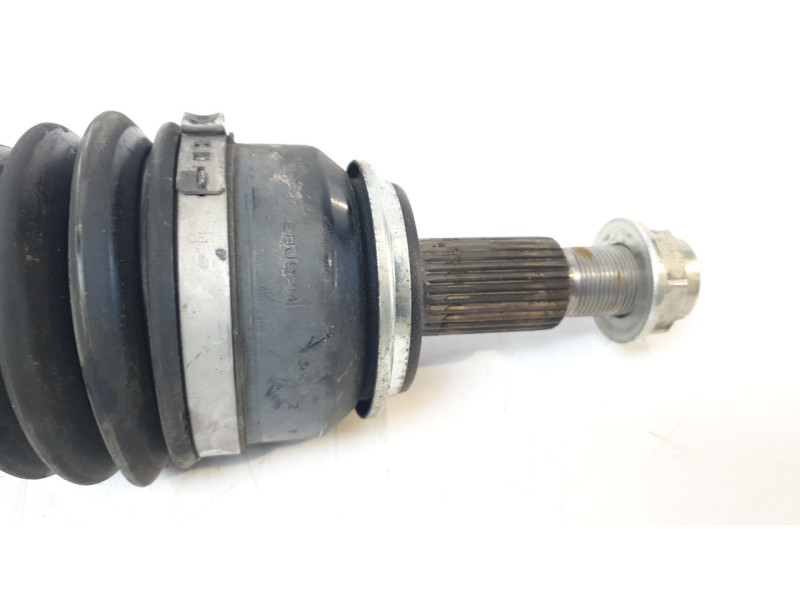 Recambio de transmision delantera derecha para mazda 3 sedán (bp) evolution referencia OEM IAM FT082550XC  