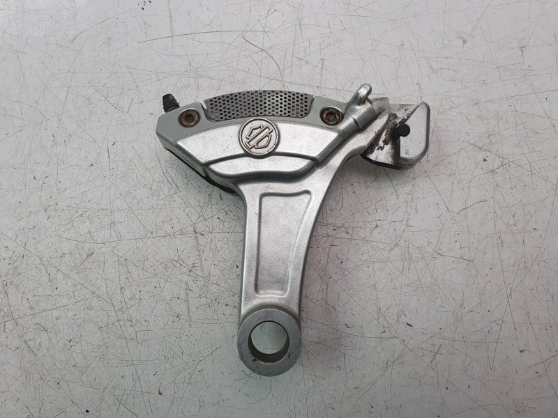Recambio de pinza freno trasera derecha para harley-davidson vrsc referencia OEM IAM 5B09+  