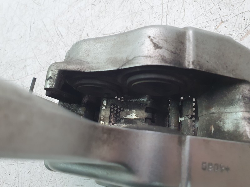 Recambio de pinza freno trasera derecha para harley-davidson vrsc referencia OEM IAM 5B09+  