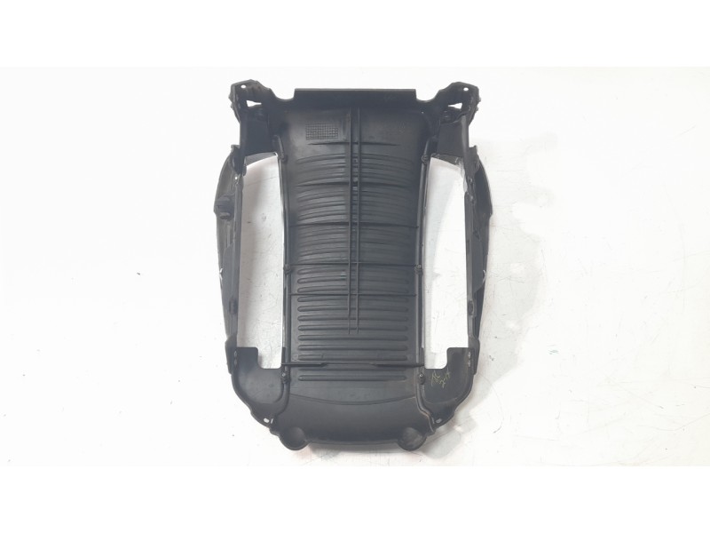 Recambio de moldura para harley-davidson vrsc referencia OEM IAM 2678801  