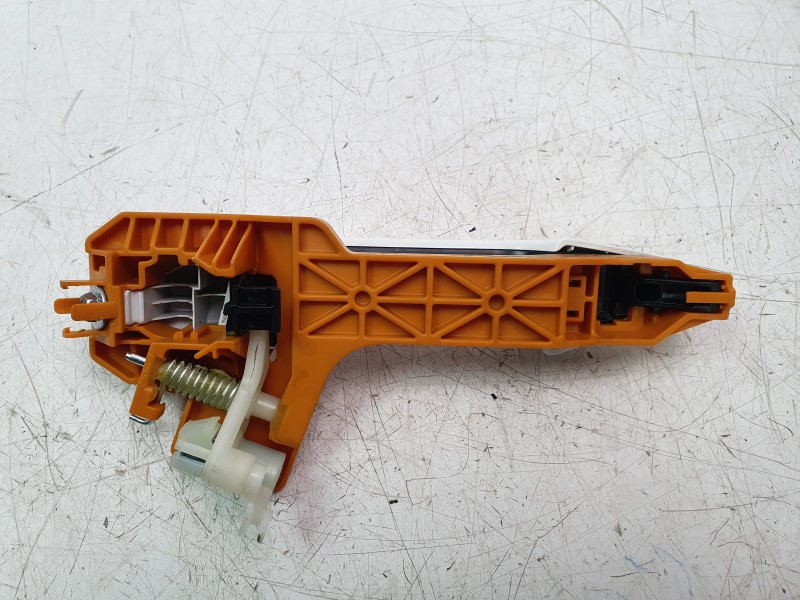 Recambio de maneta exterior trasera derecha para kia stonic (ybcuv) drive referencia OEM IAM 83661H8000  