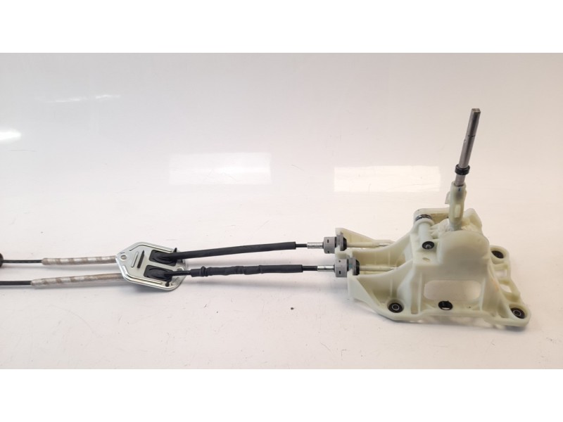 Recambio de palanca cambio para hyundai kona 1.0 tgdi cat referencia OEM IAM 43700J9110  
