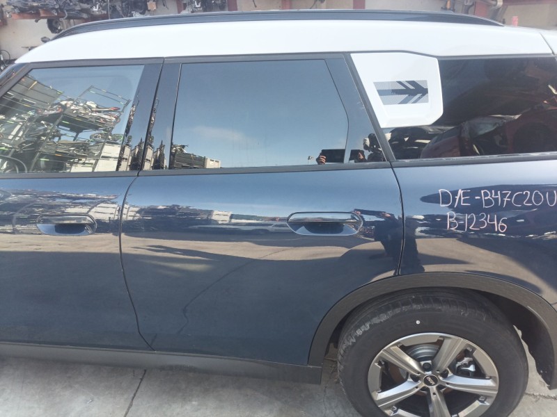 Recambio de puerta trasera izquierda para mini countryman d countryman d referencia OEM IAM   