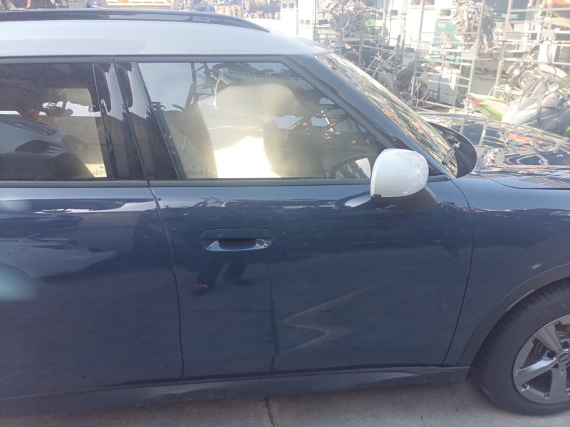 Recambio de puerta delantera derecha para mini countryman d countryman d referencia OEM IAM   