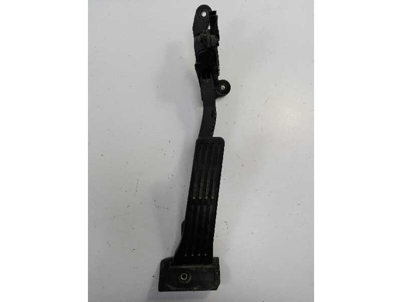Recambio de potenciometro pedal para kia cee´d drive referencia OEM IAM 32700A6100  