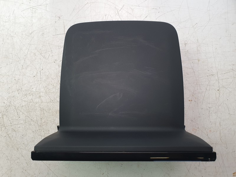 Recambio de pantalla multifuncion para toyota corolla fastback (_e21_) 1.8 hybrid (zwe211) referencia OEM IAM 8614002N51  