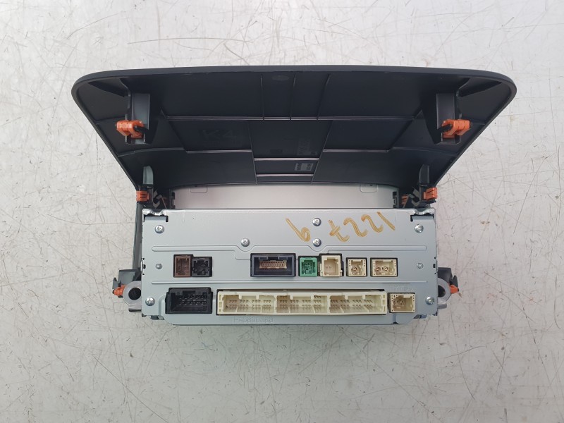 Recambio de pantalla multifuncion para toyota corolla fastback (_e21_) 1.8 hybrid (zwe211) referencia OEM IAM 8614002N51  