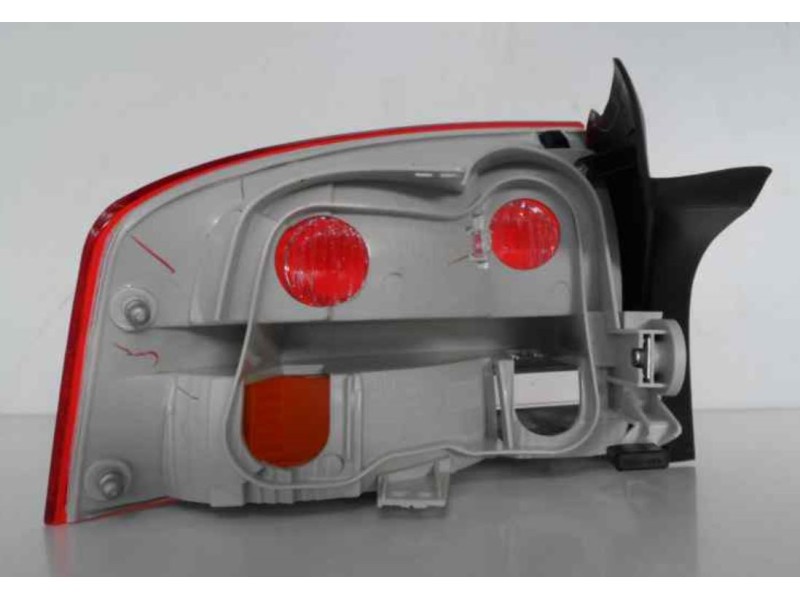 Recambio de piloto trasero derecho para audi a4 berlina (8e) referencia OEM IAM 2232503 103F02140770 AD0224173