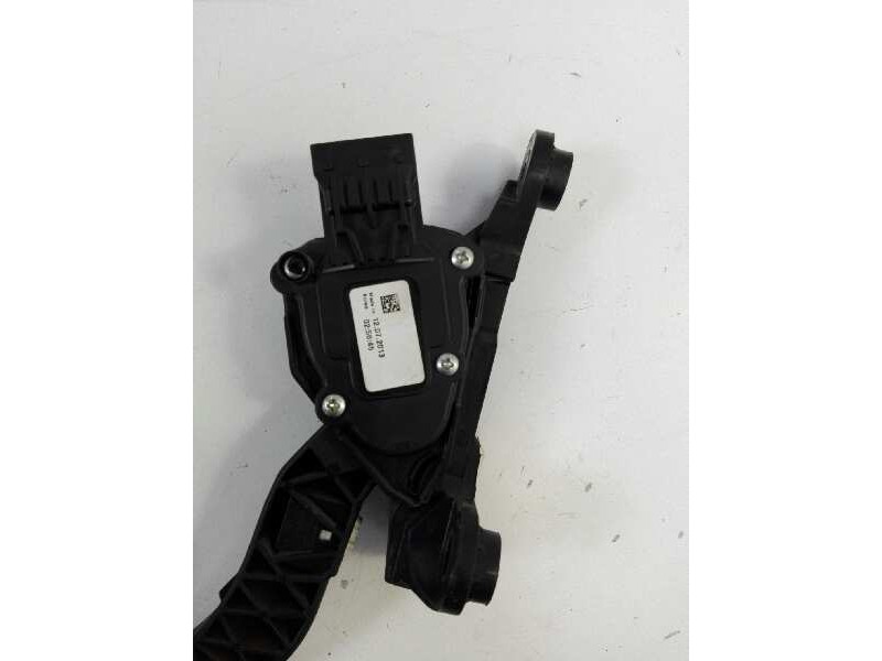 Recambio de potenciometro pedal para kia cee´d drive referencia OEM IAM 32700A6100  