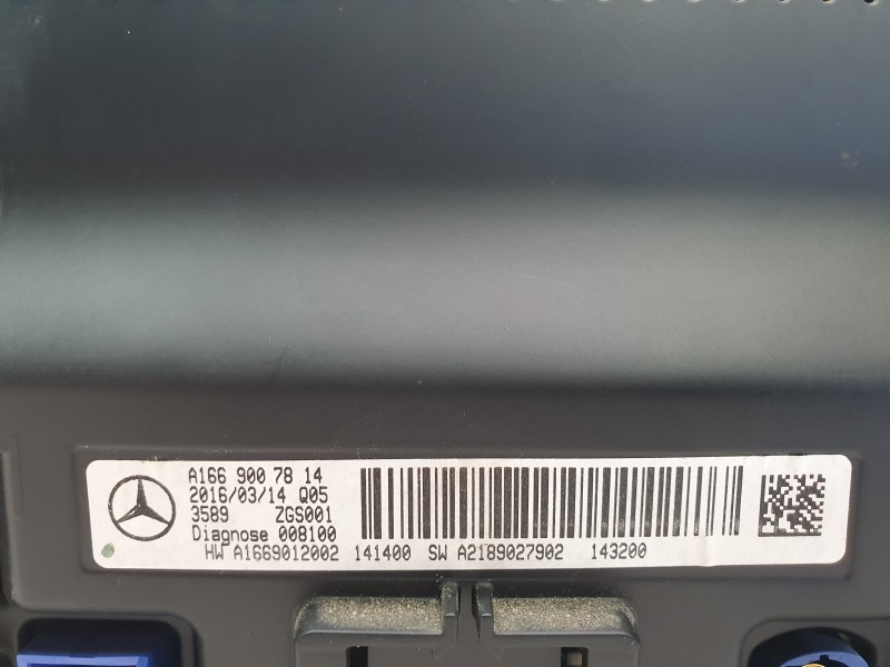 Recambio de pantalla multifuncion para mercedes-benz clase gla (w156) gla 220 cdi 4m / d 4m (156.905) referencia OEM IAM A166900