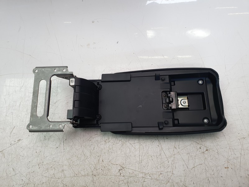 Recambio de apoyabrazos central para toyota corolla fastback (_e21_) 1.8 hybrid (zwe211) referencia OEM IAM 5890502G10C4  