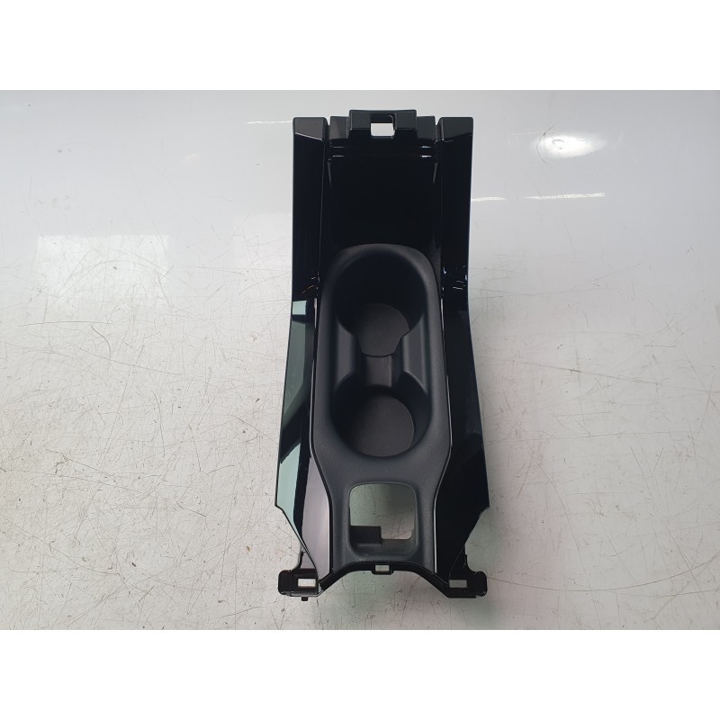 Recambio de moldura para toyota corolla fastback (_e21_) 1.8 hybrid (zwe211) referencia OEM IAM 5562602060  