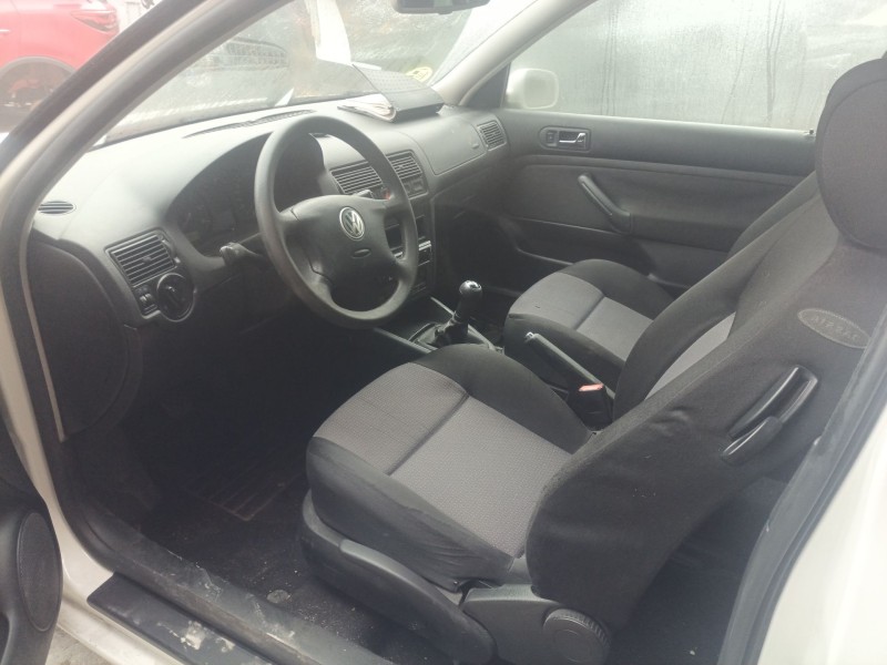 volkswagen golf iv (1j1) del año 2003