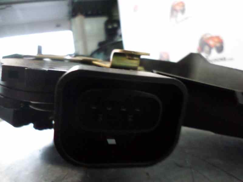 Recambio de cerradura puerta trasera izquierda para lexus is200 (gxe10) 2.0 referencia OEM IAM   