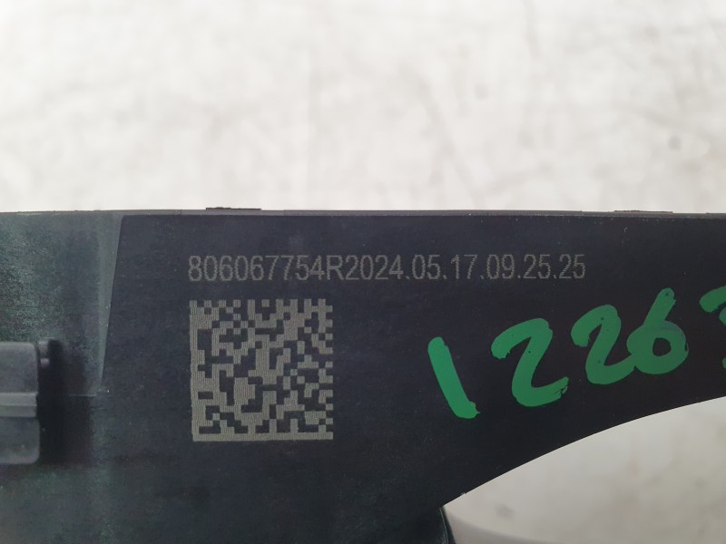 Recambio de maneta exterior trasera derecha para dacia sandero iii 1.0 tce 90 eco-g referencia OEM IAM 806067754R  