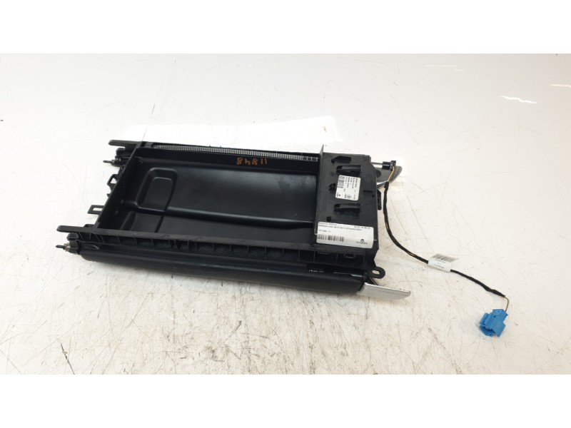 Recambio de apoyabrazos central para mercedes-benz clase c coupe (w205) c 250 d 4matic (205.309) referencia OEM IAM 2056808804  
