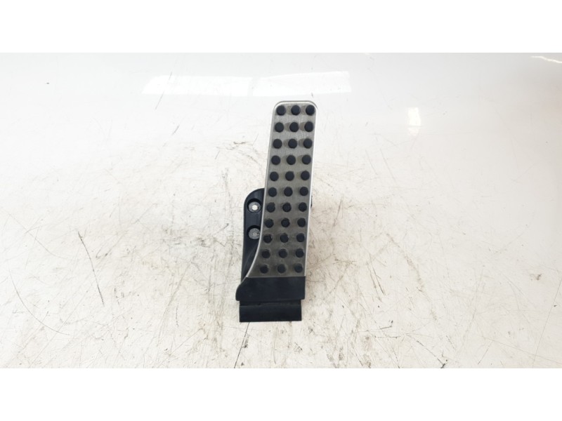 Recambio de potenciometro pedal para mercedes-benz clase c coupe (w205) c 250 d 4matic (205.309) referencia OEM IAM A2053000104 