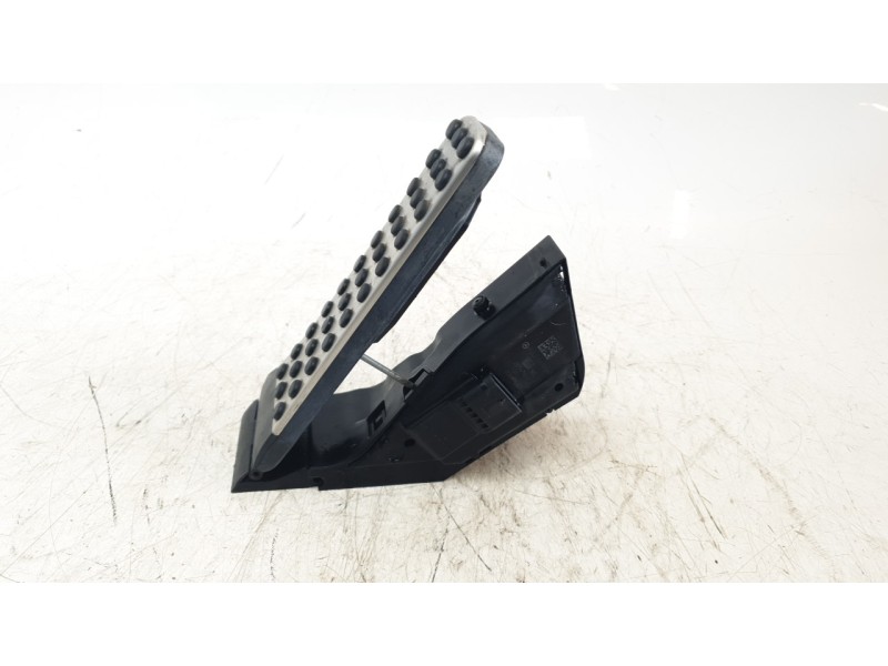 Recambio de potenciometro pedal para mercedes-benz clase c coupe (w205) c 250 d 4matic (205.309) referencia OEM IAM A2053000104 