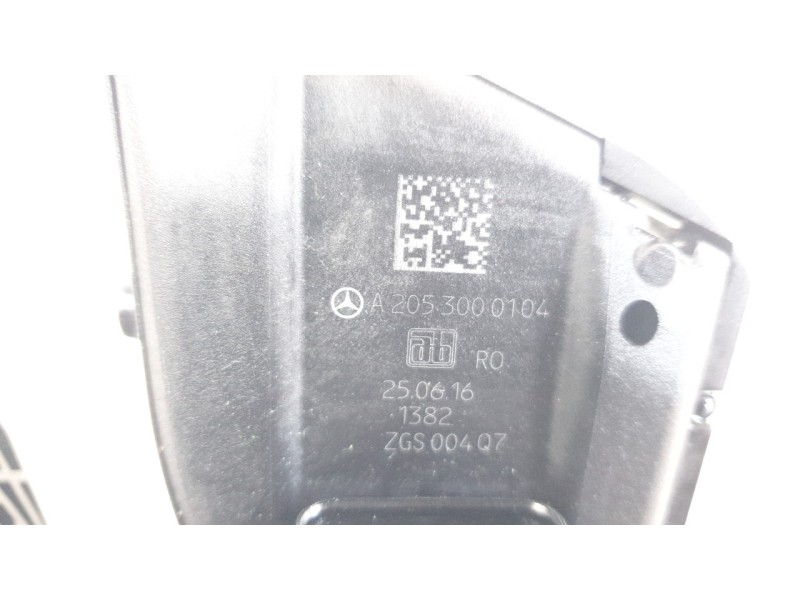 Recambio de potenciometro pedal para mercedes-benz clase c coupe (w205) c 250 d 4matic (205.309) referencia OEM IAM A2053000104 