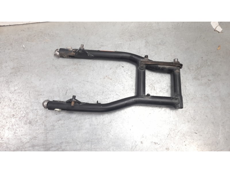 Recambio de basculante para honda cl cl500 (pc67) referencia OEM IAM 52200K3SJA0  