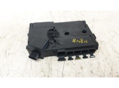 CAJA RELES / FUSIBLES A2055402850 