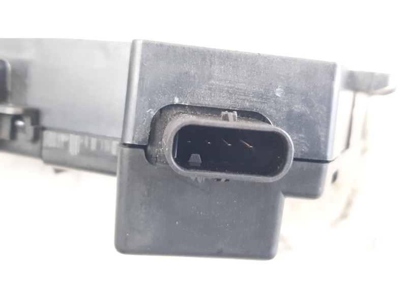 Recambio de caja reles / fusibles para mercedes-benz clase c coupe (w205) c 250 d 4matic (205.309) referencia OEM IAM A205540285