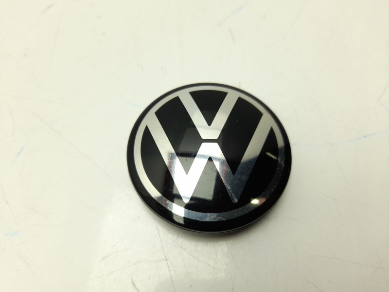 Recambio de tapacubos para volkswagen t-roc (a11, d11) 2.0 tdi referencia OEM IAM 1S0601171  