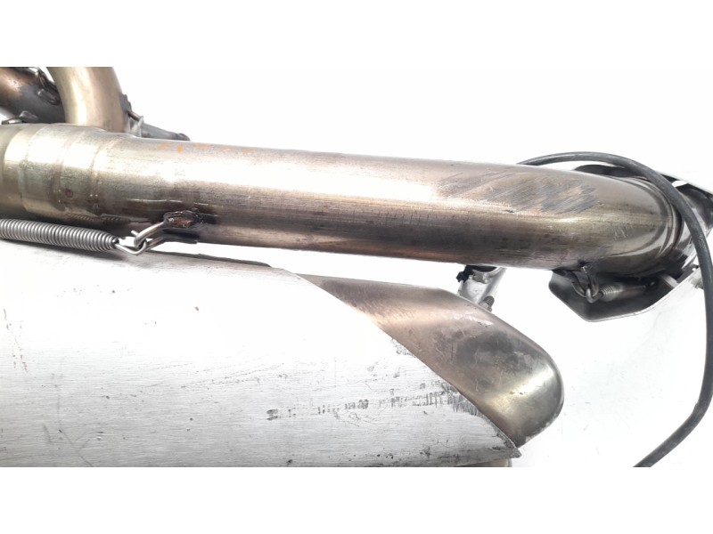 Recambio de tubo escape completo para ducati 899 panigale 899 panigale referencia OEM IAM 69927221A  